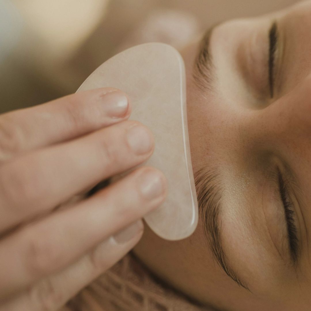 Gua Sha – Din guide till fastare och friskare hud