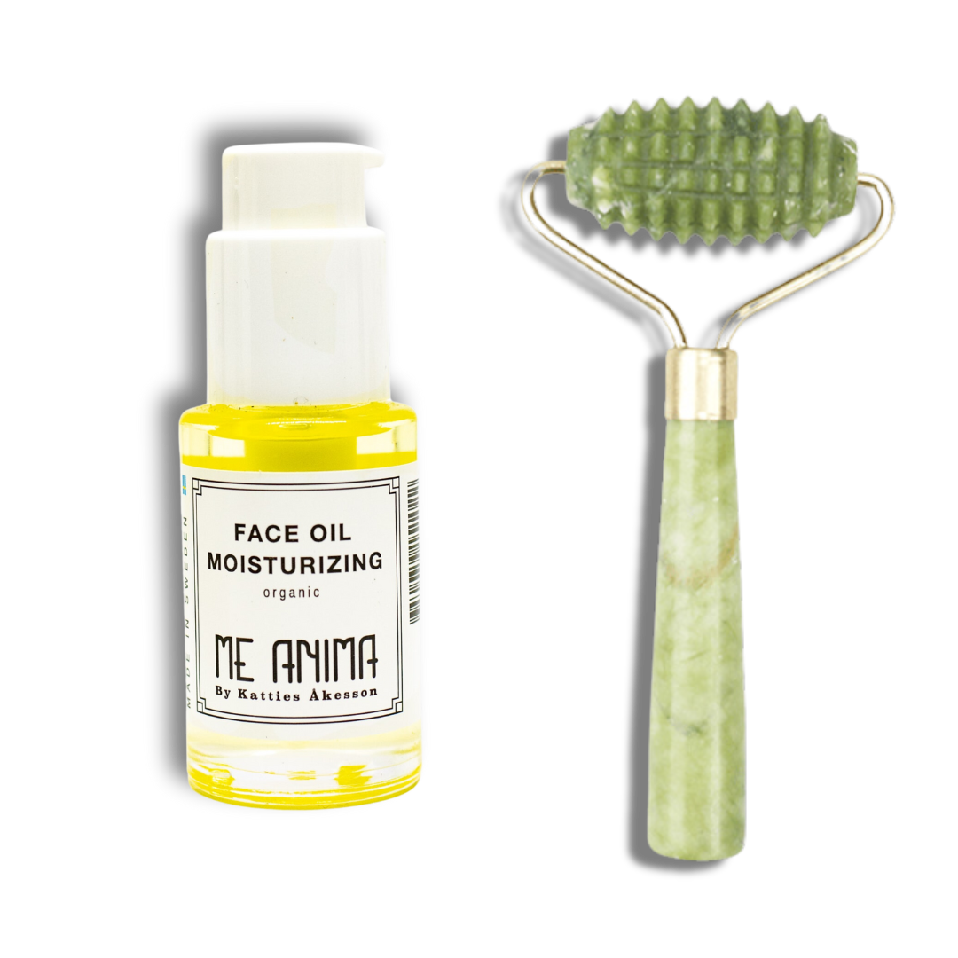 Me Anima Moisturizing Kit med Face Oil Moisturizing och Latroller i jade. Ett startkit för egenvård som återfuktar, balanserar och stimulerar blodcirkulationen för en naturlig lyster.